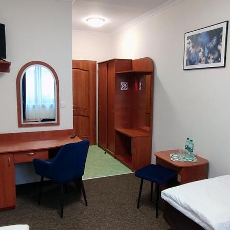 Motel Port 2000 Mostki  Εξωτερικό φωτογραφία
