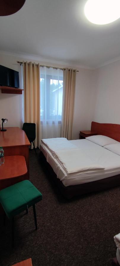Motel Port 2000 Mostki  Εξωτερικό φωτογραφία