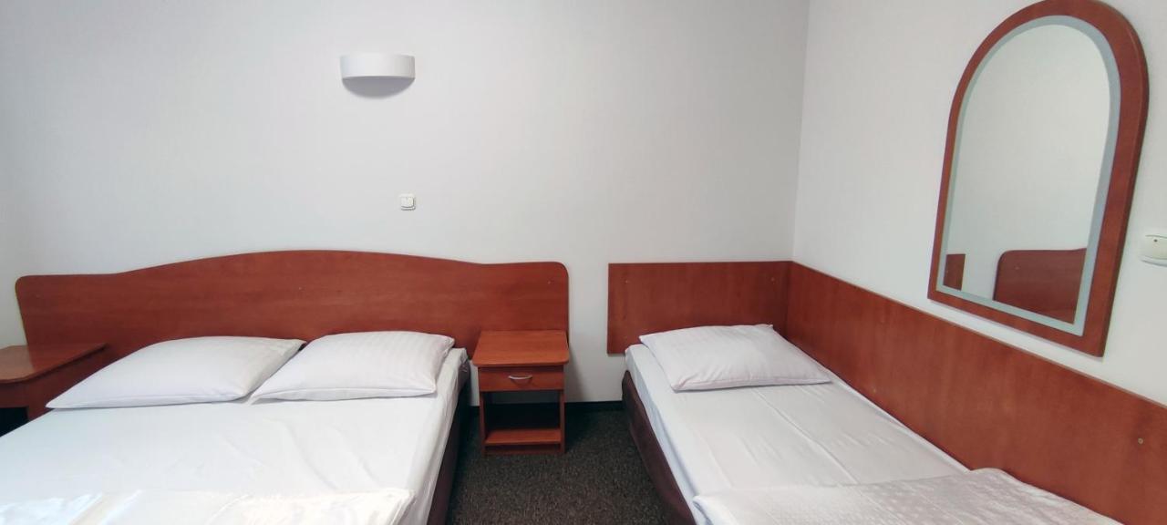 Motel Port 2000 Mostki  Εξωτερικό φωτογραφία