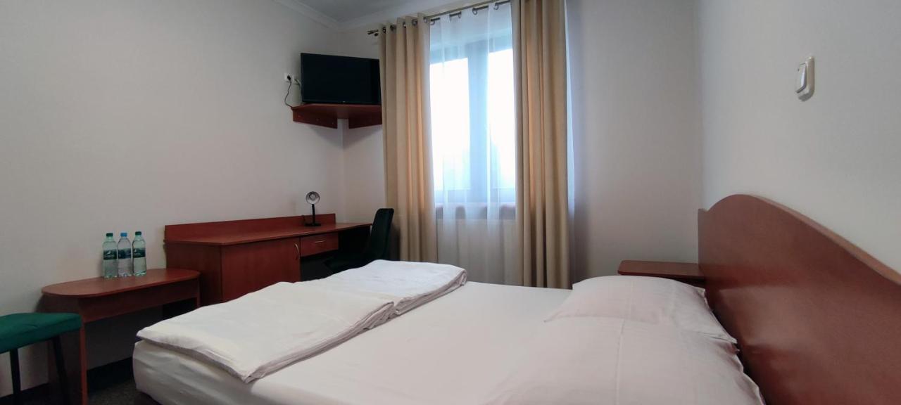 Motel Port 2000 Mostki  Εξωτερικό φωτογραφία